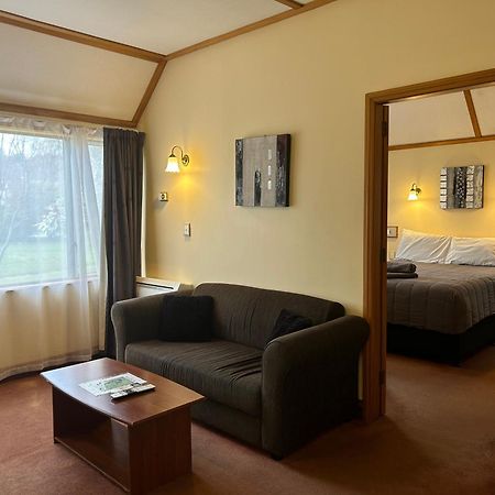 Masterton Motor Lodge Екстериор снимка